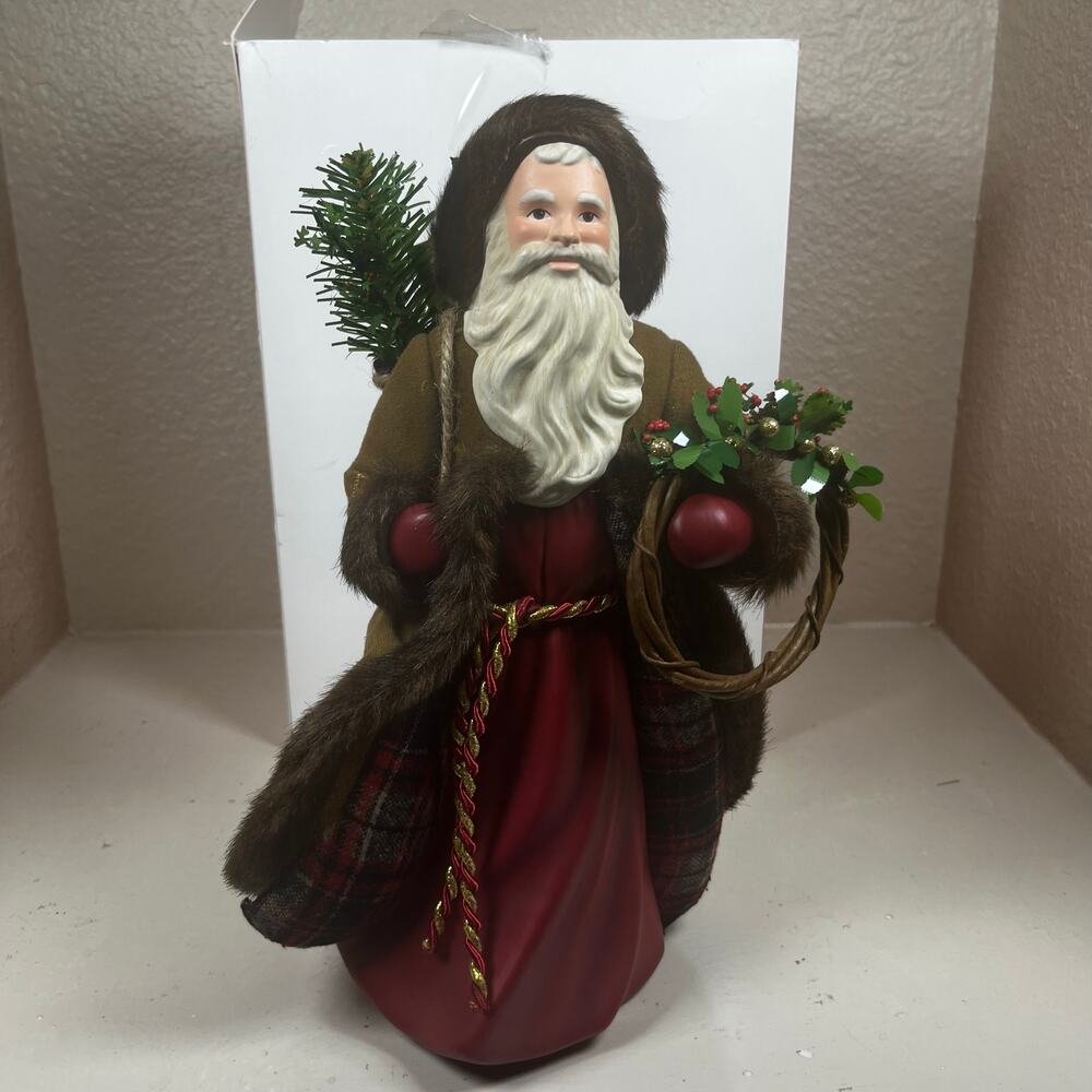 Hallmark Keepsake 2016 12” Tall Father Christmas Tabletop In Box